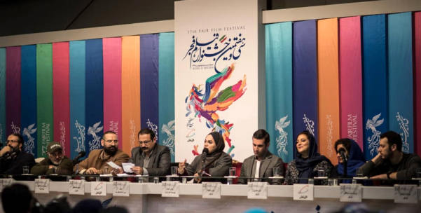 شبی که ماه کامل شد