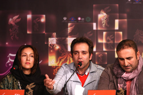 نشست نقد و بررسی روز روشن